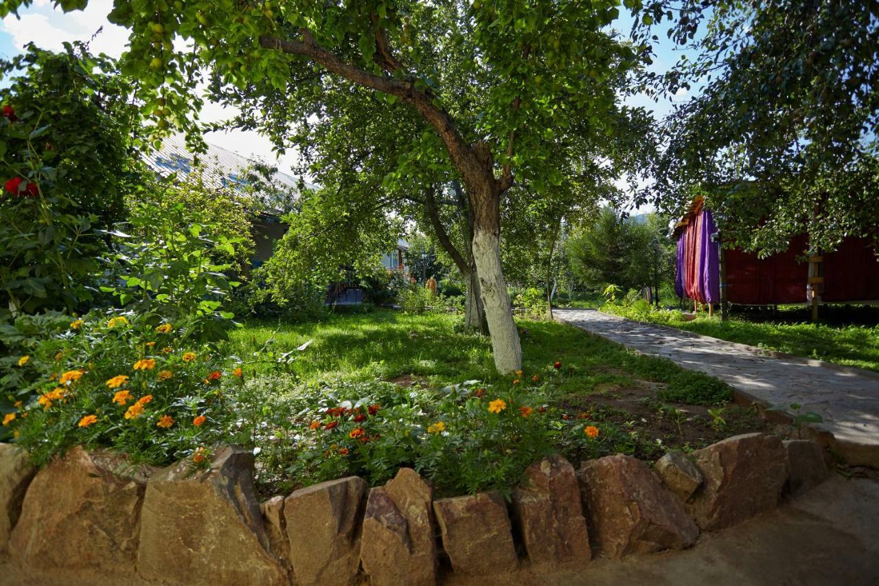 Guest House Kutchu Kaji-Say Екстериор снимка